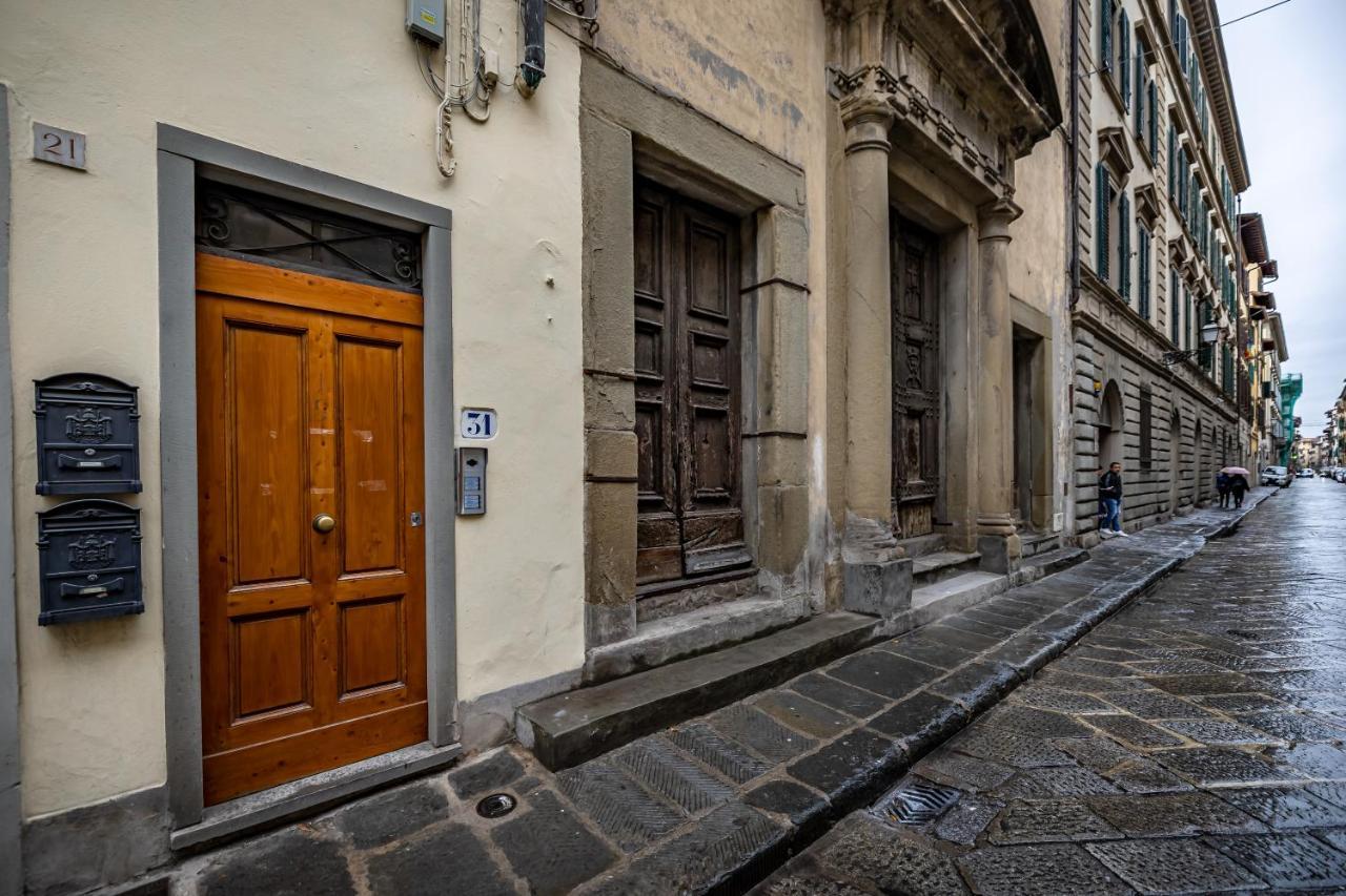 Yid Cantoria Florence Buitenkant foto